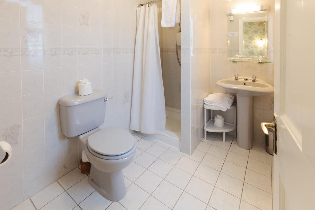 Cawley'S Guesthouse Tubbercurry Habitación foto
